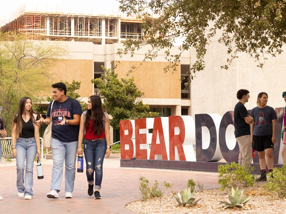 UArizona students walking on campus